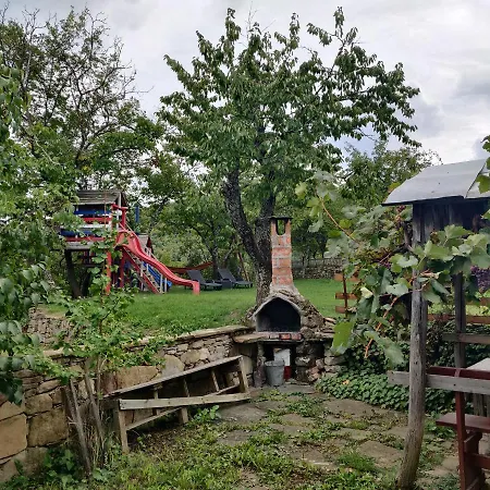 Вилла старата къща - *