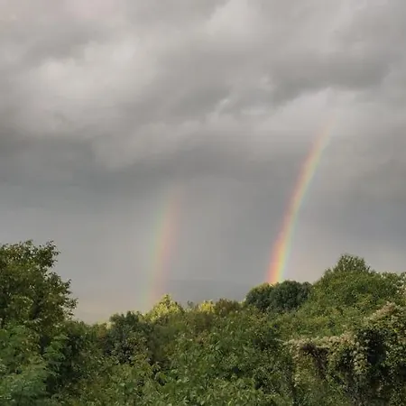 старата къща - וילה *