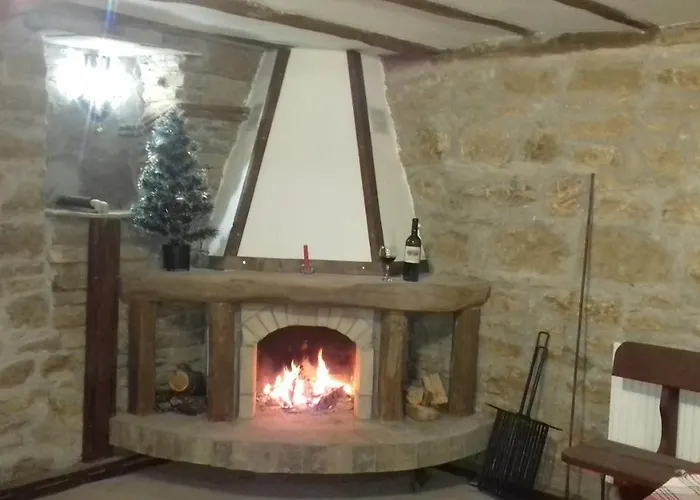 старата къща - *